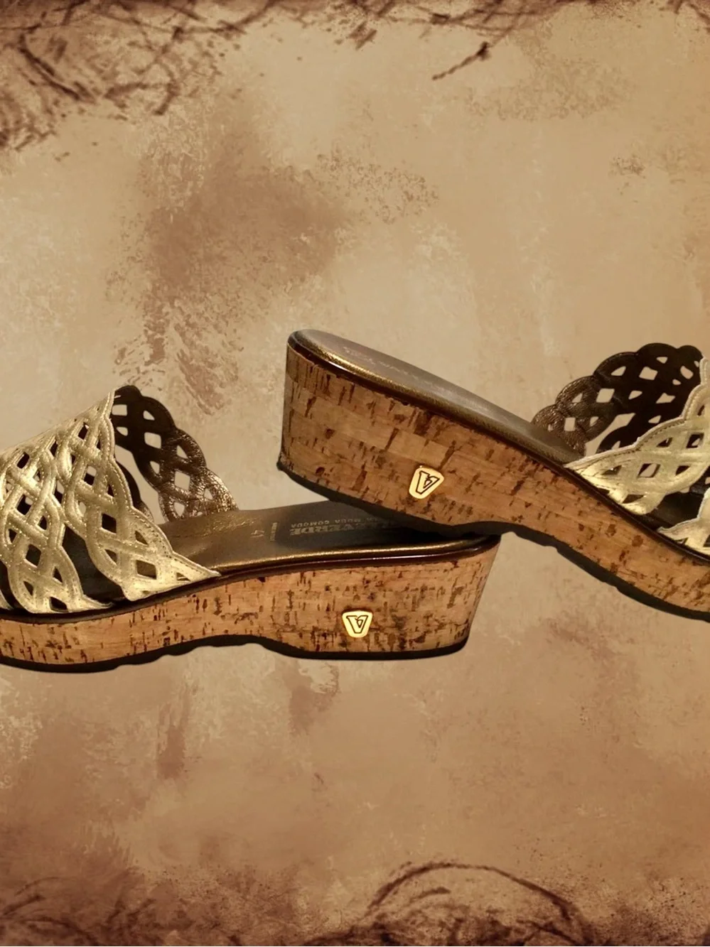 VALLEVERDE ITALIAN METALLIC Gold Leather CorkWedge SlideSandal (10)COMFY! 30.00!